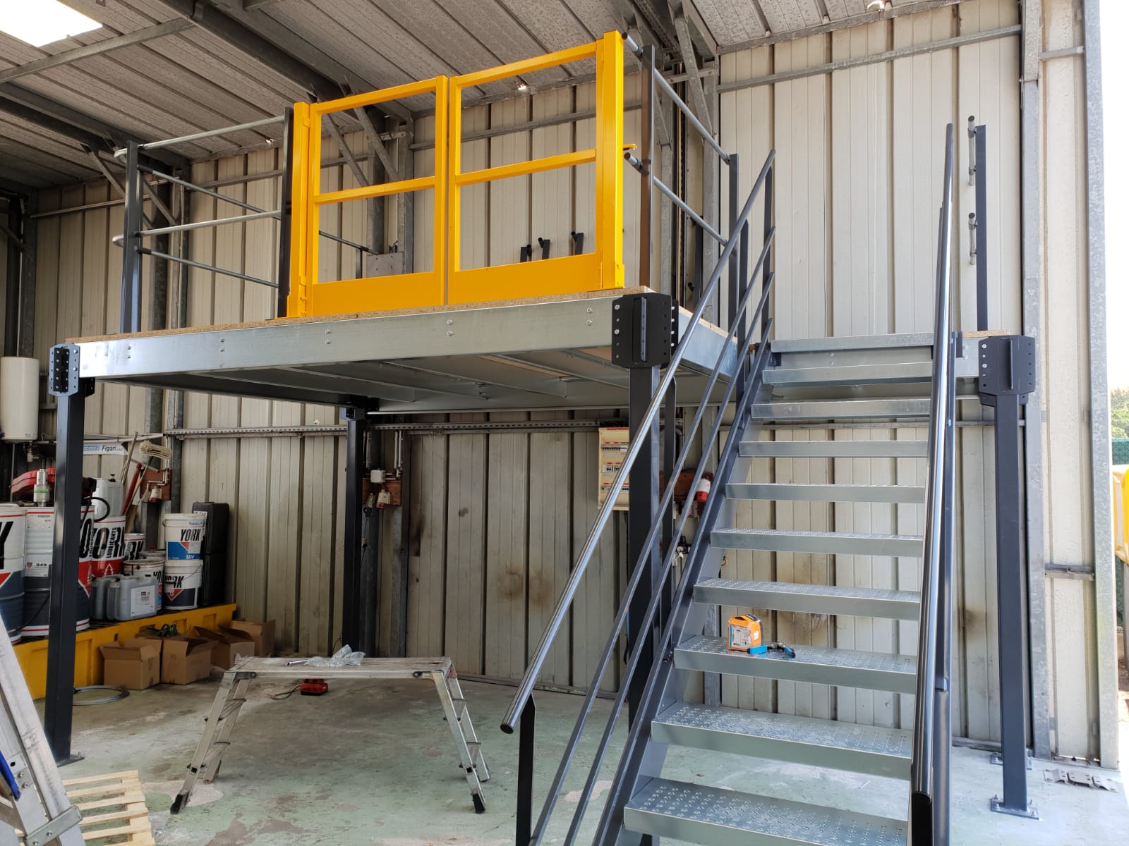 la-mezzanine-pour-optimiser-vos-espaces-sous-plafond-actiwork
